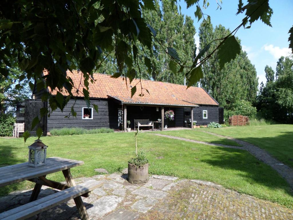 De Zeeuwsche Hoeve 2*